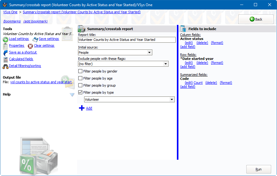 Summary/crosstab reports screen showing Volunteer Counts by Active Status and Year settings